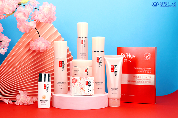 含有哪些成分的精華液適合敏感肌？